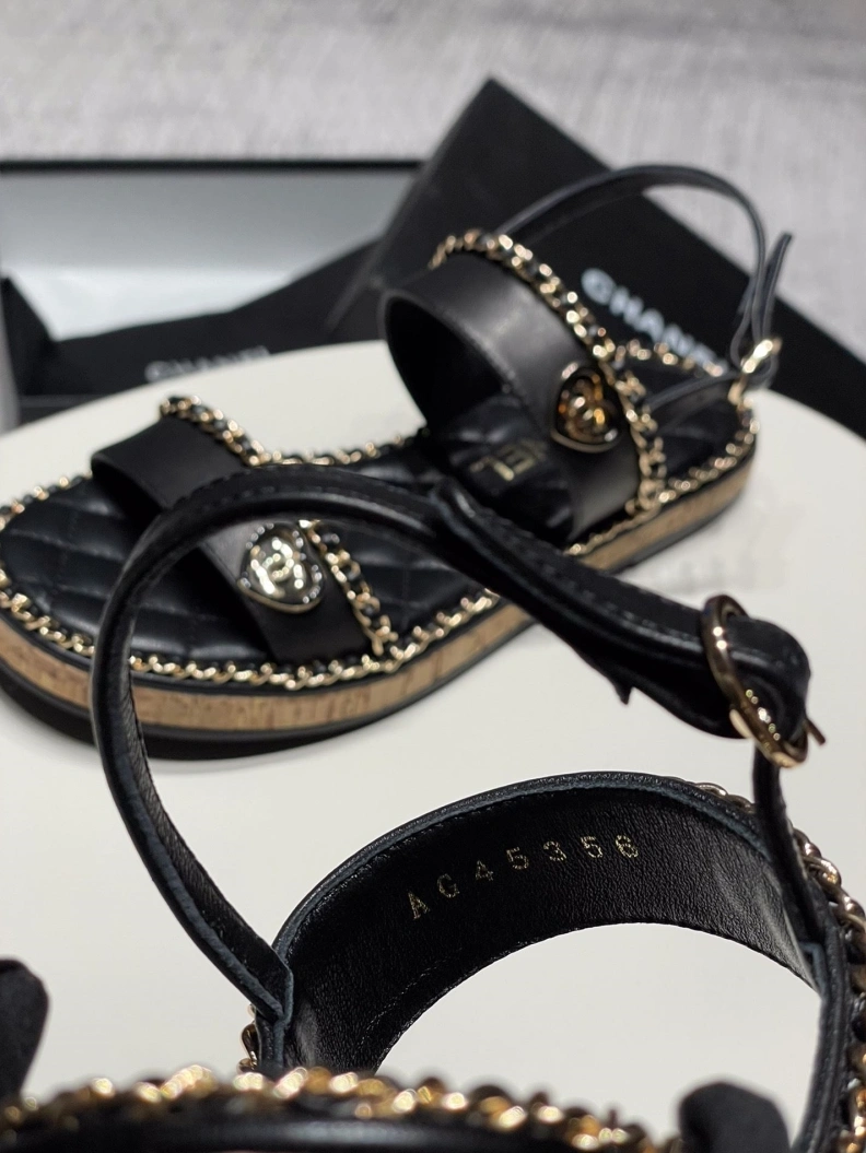 Practical Chxnxl Sandals 120584