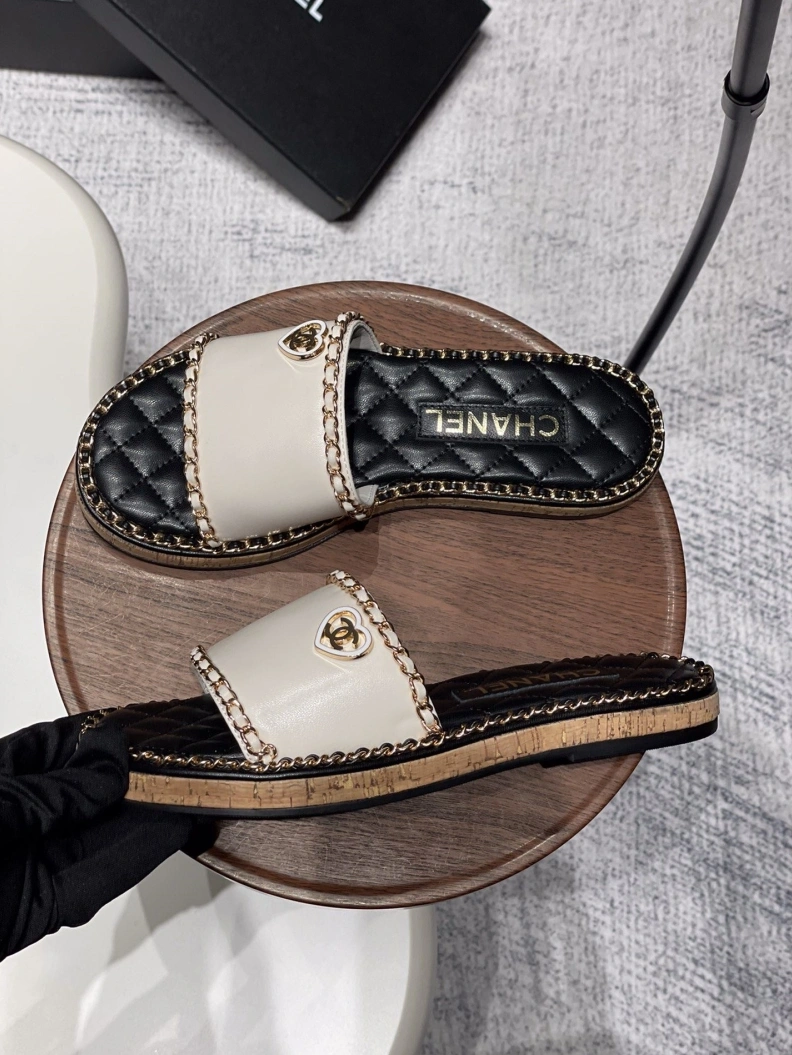 UrbanStyle Chxnxl Slippers 120022