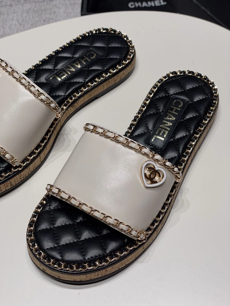UrbanStyle Chxnxl Slippers 120022