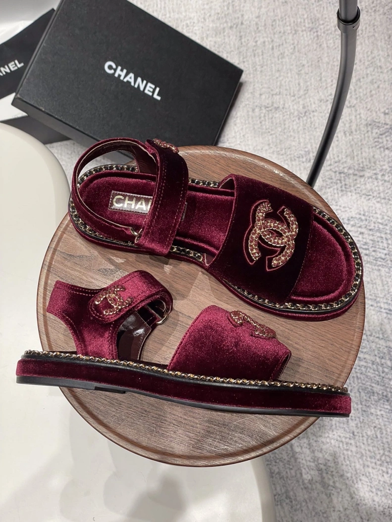 Affordable Chxnxl Sandals 120582
