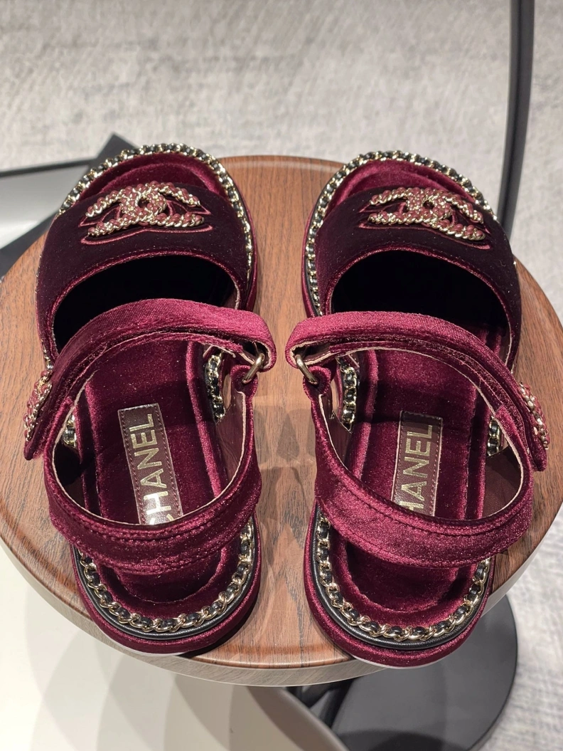 Affordable Chxnxl Sandals 120582