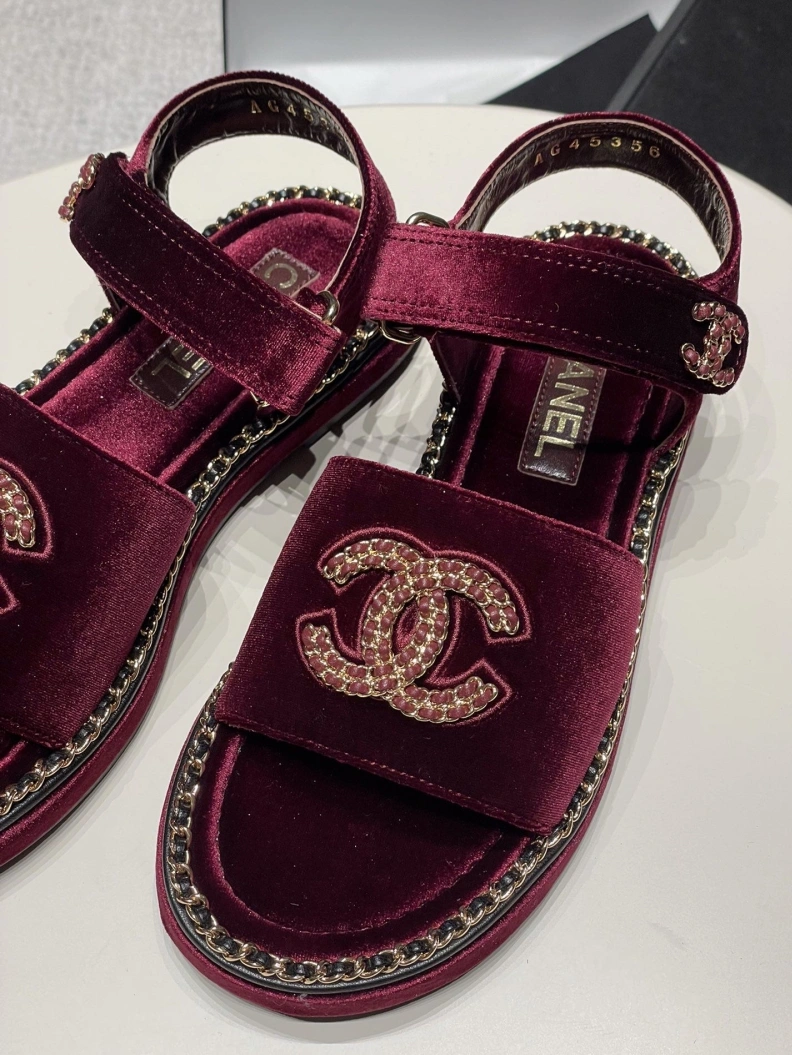 Affordable Chxnxl Sandals 120582