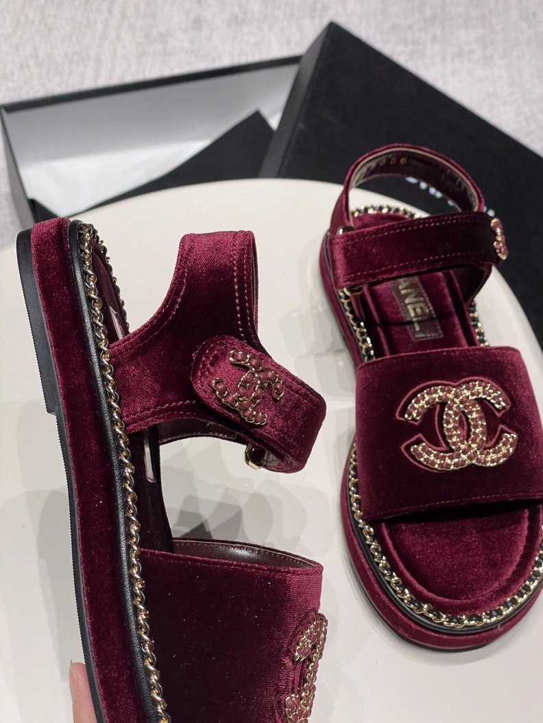 Affordable Chxnxl Sandals 120582