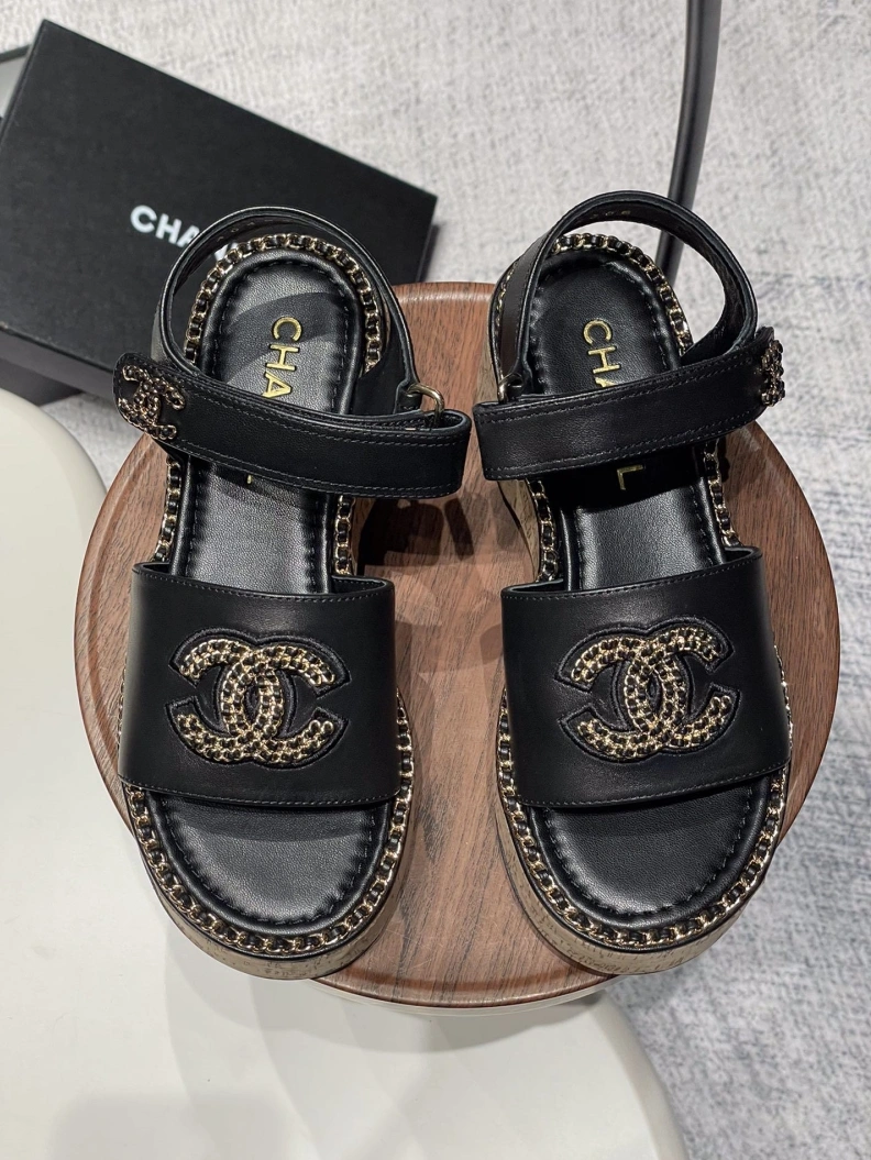 Chxnxl Sandals Bright 120579
