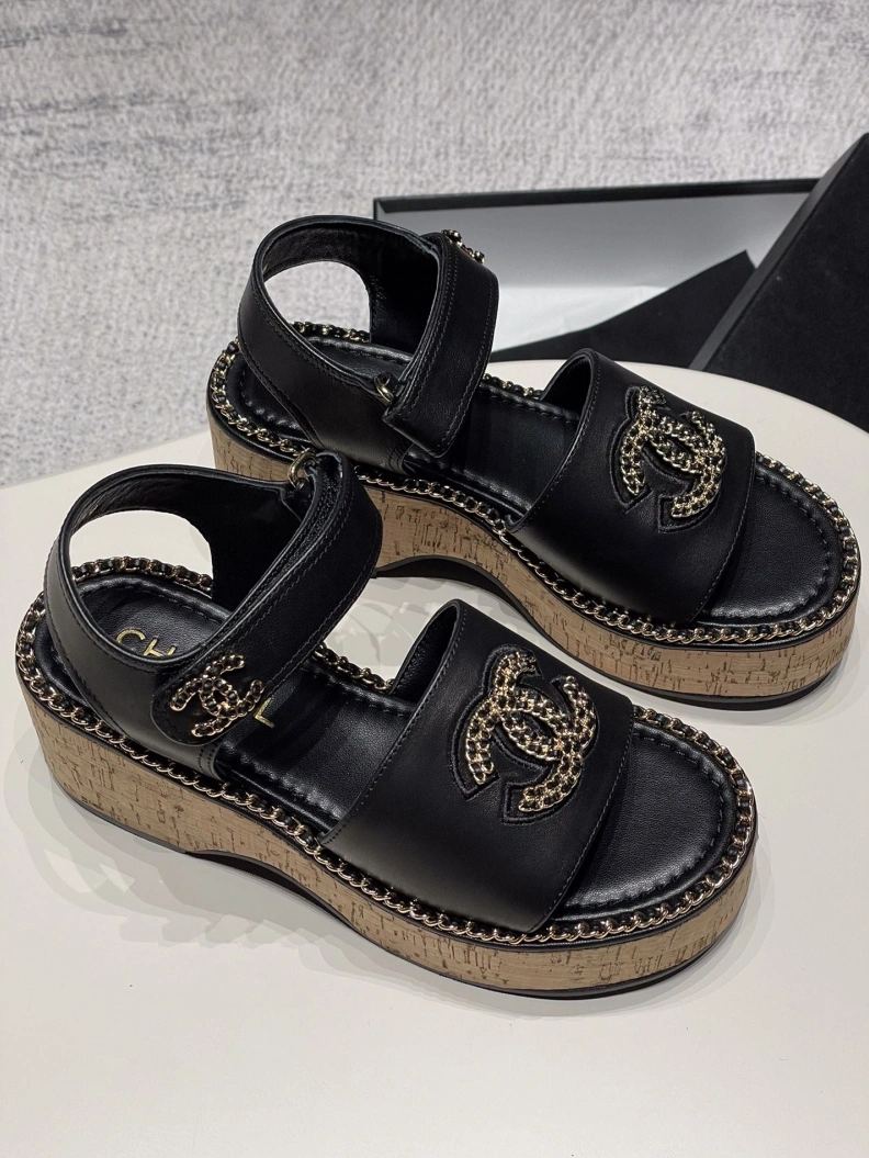 Chxnxl Sandals Bright 120579