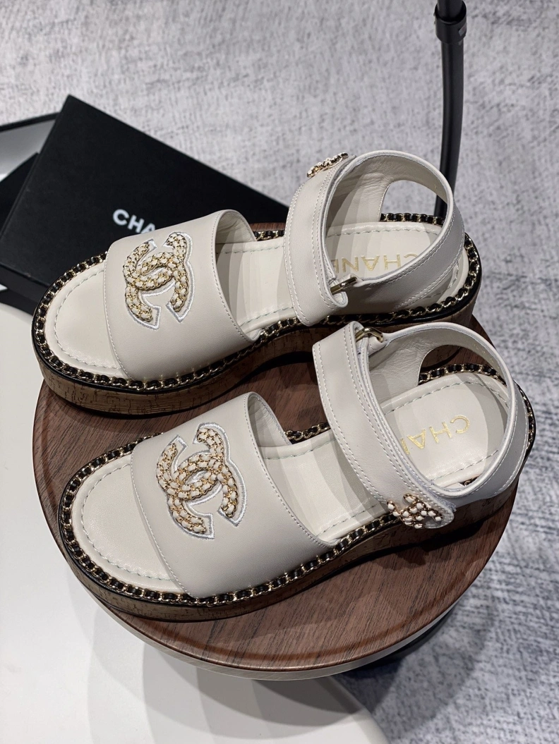 NewStyle Chxnxl Sandals 120571