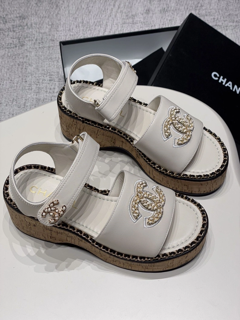 NewStyle Chxnxl Sandals 120571