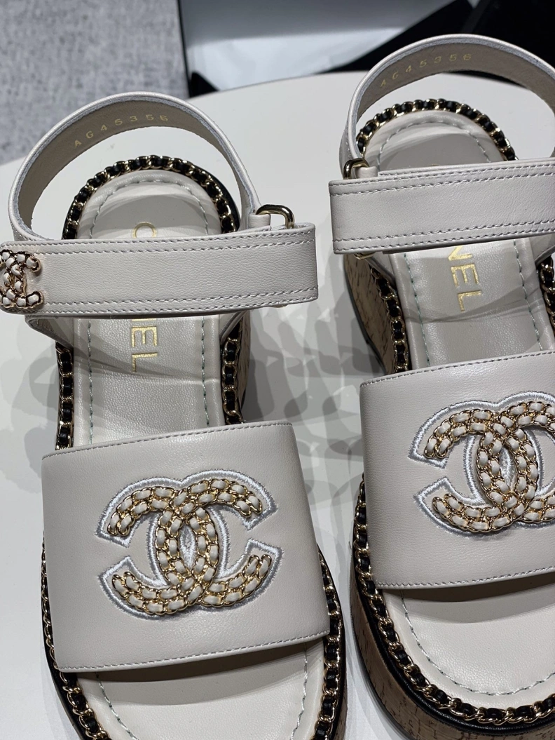 NewStyle Chxnxl Sandals 120571