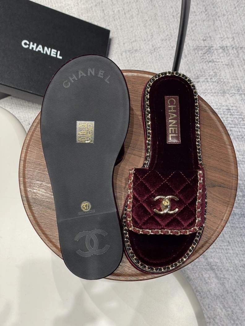 NewStyle Chxnxl Slippers 120016