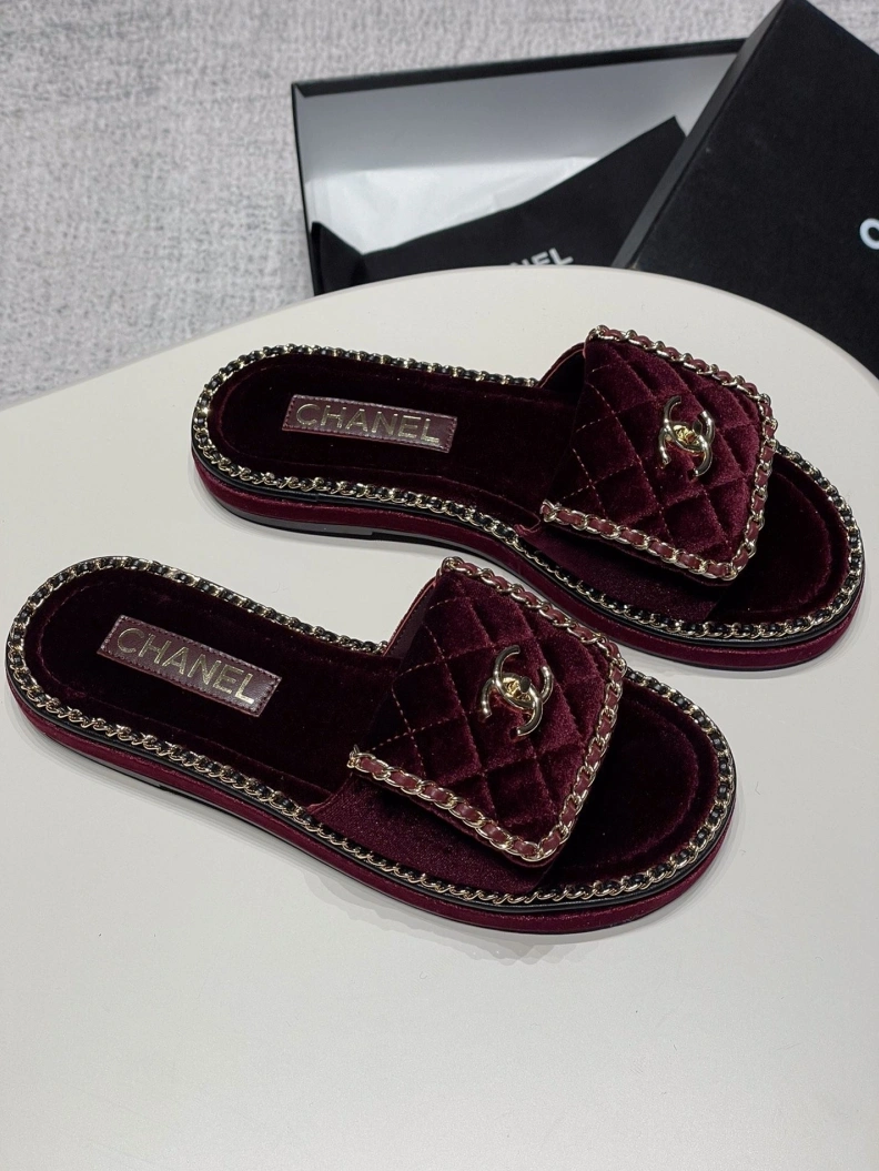 NewStyle Chxnxl Slippers 120016