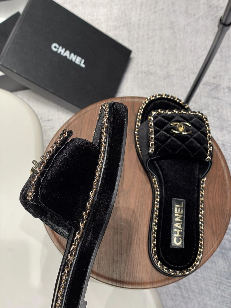 Chxnxl Slippers Timeless 120014