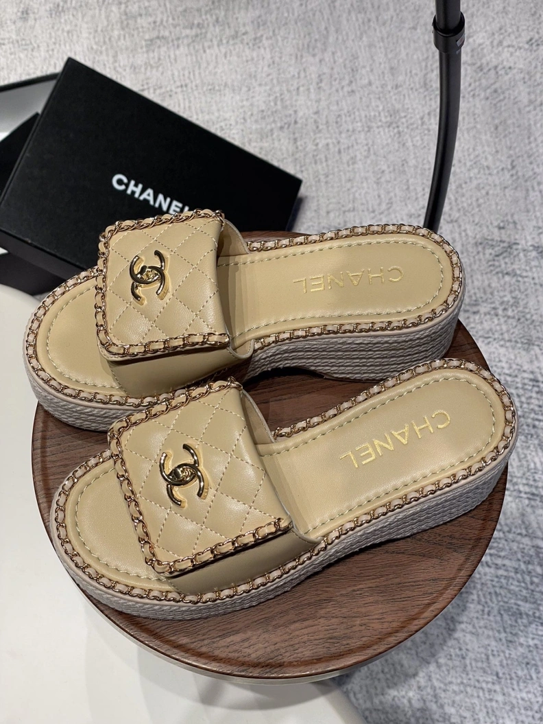 Chxnxl Slippers Sleek 120009