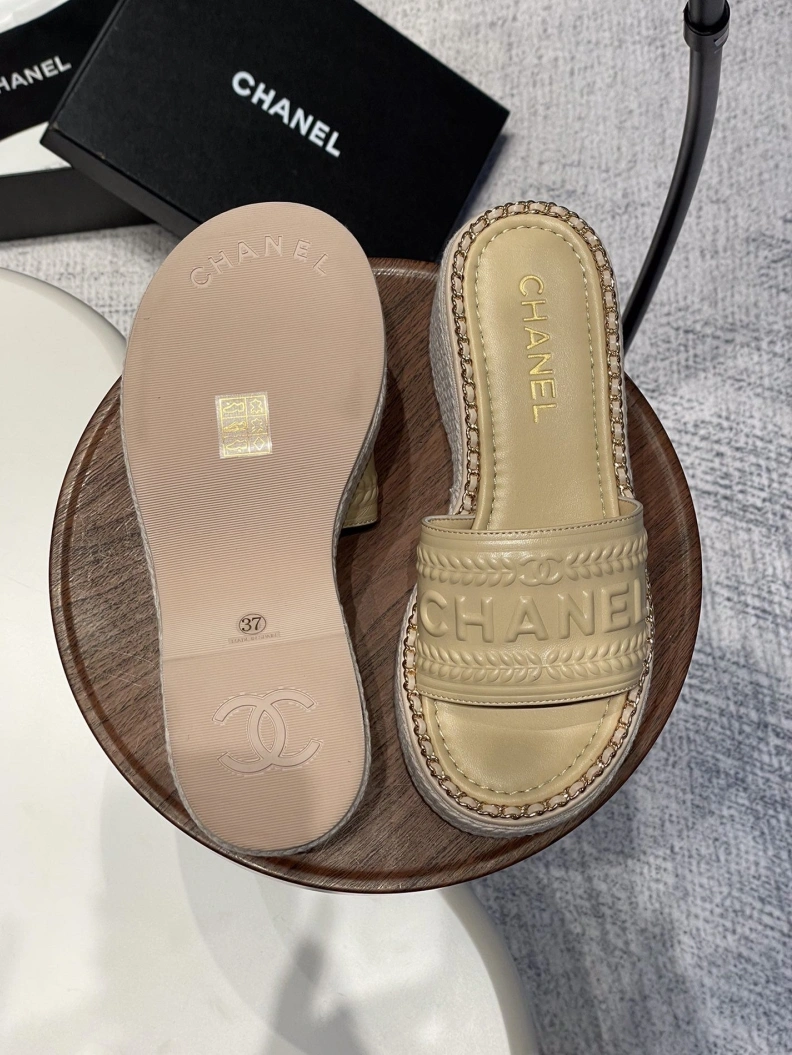 UrbanStyle Chxnxl Slippers 120001