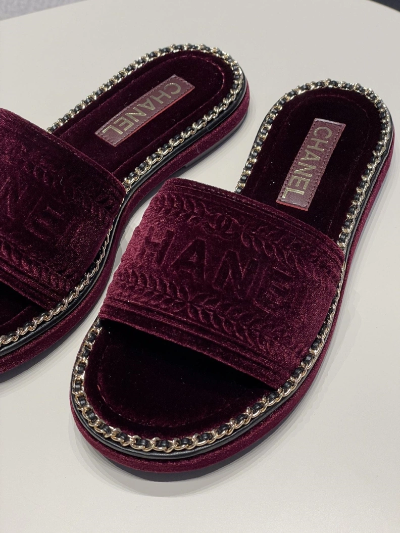 TopPick Chxnxl Slippers 119994