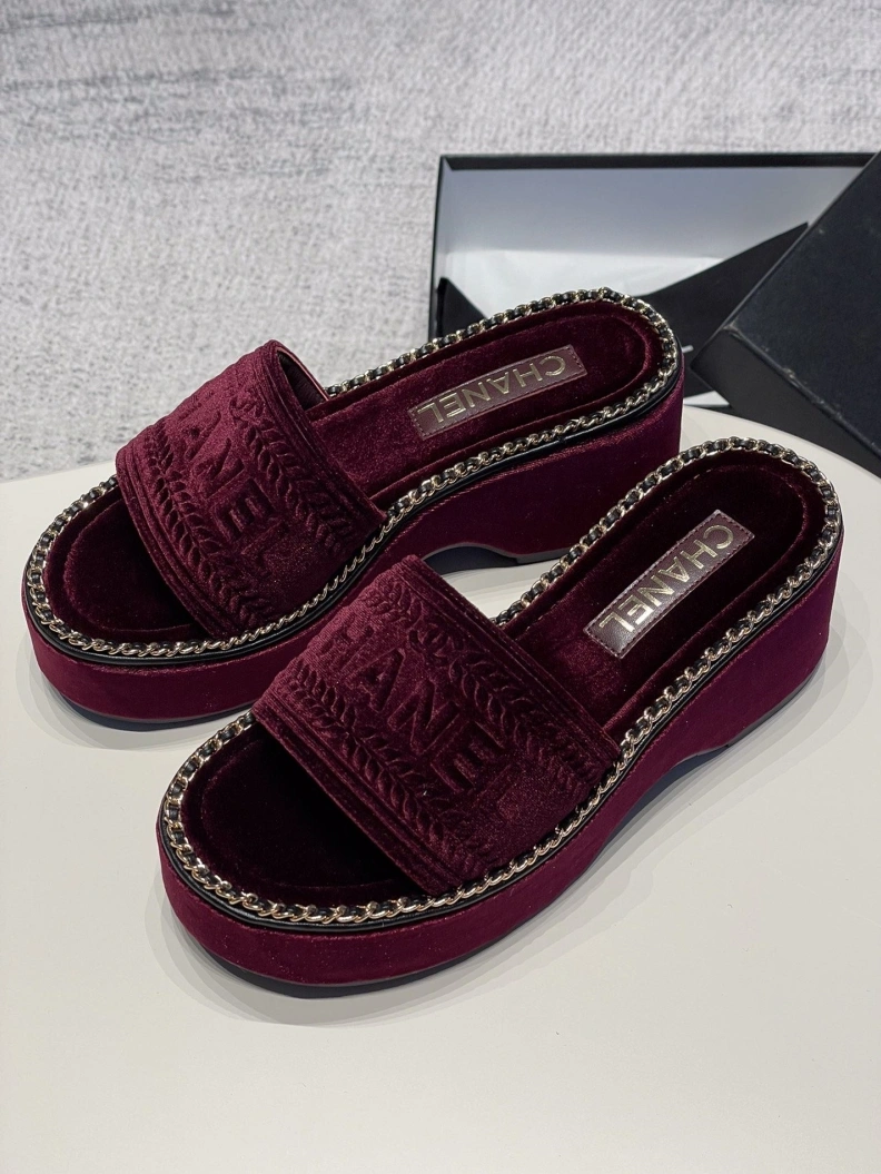 Chxnxl Slippers GoodFit 119995