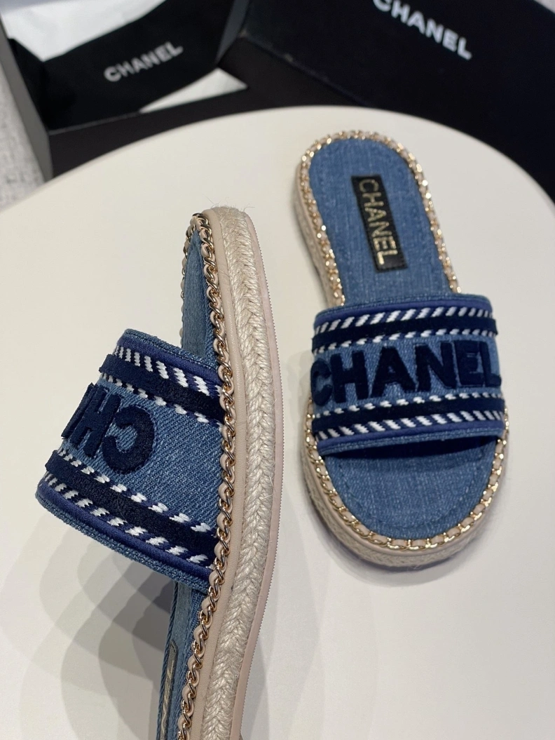 Reliable Chxnxl Slippers 119988