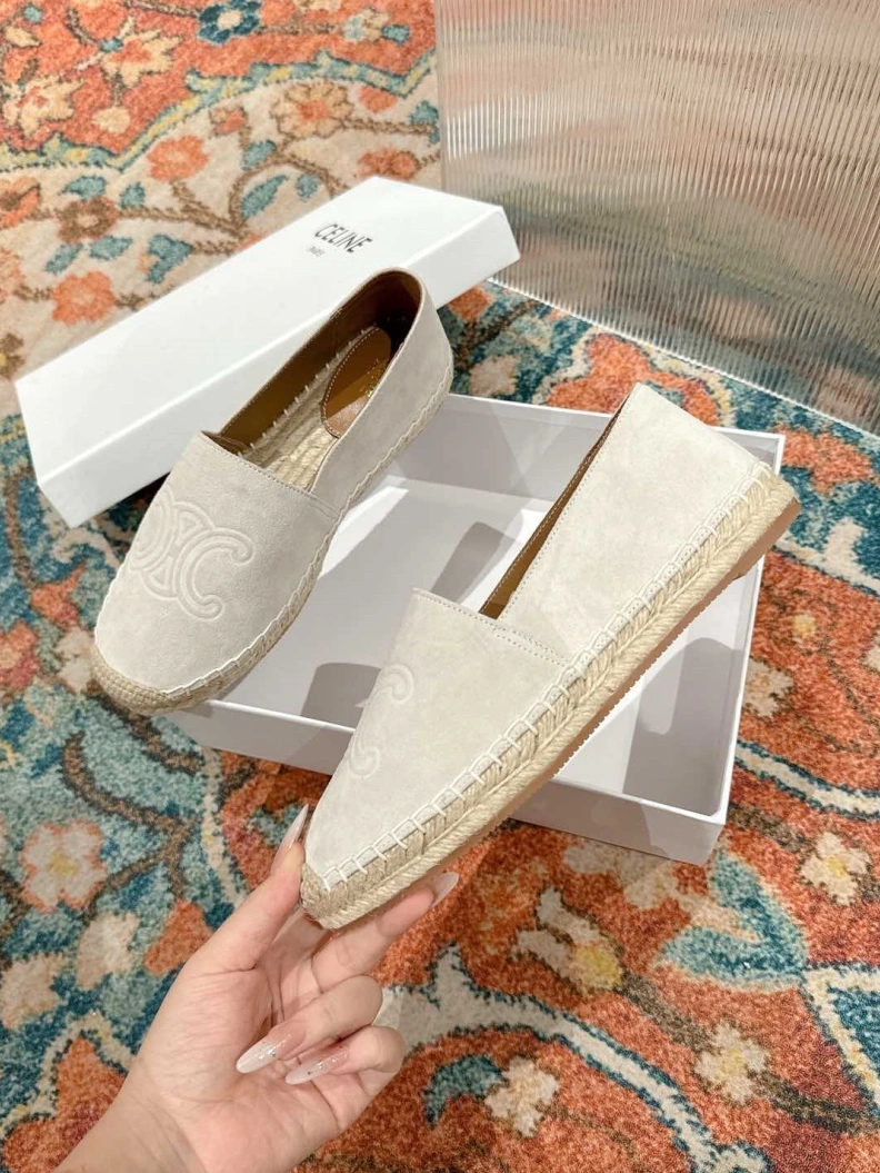 ModernLook Cxlxne Flat Shoes 116173