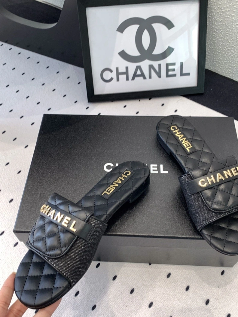 Chxnxl Slippers Bright 119984