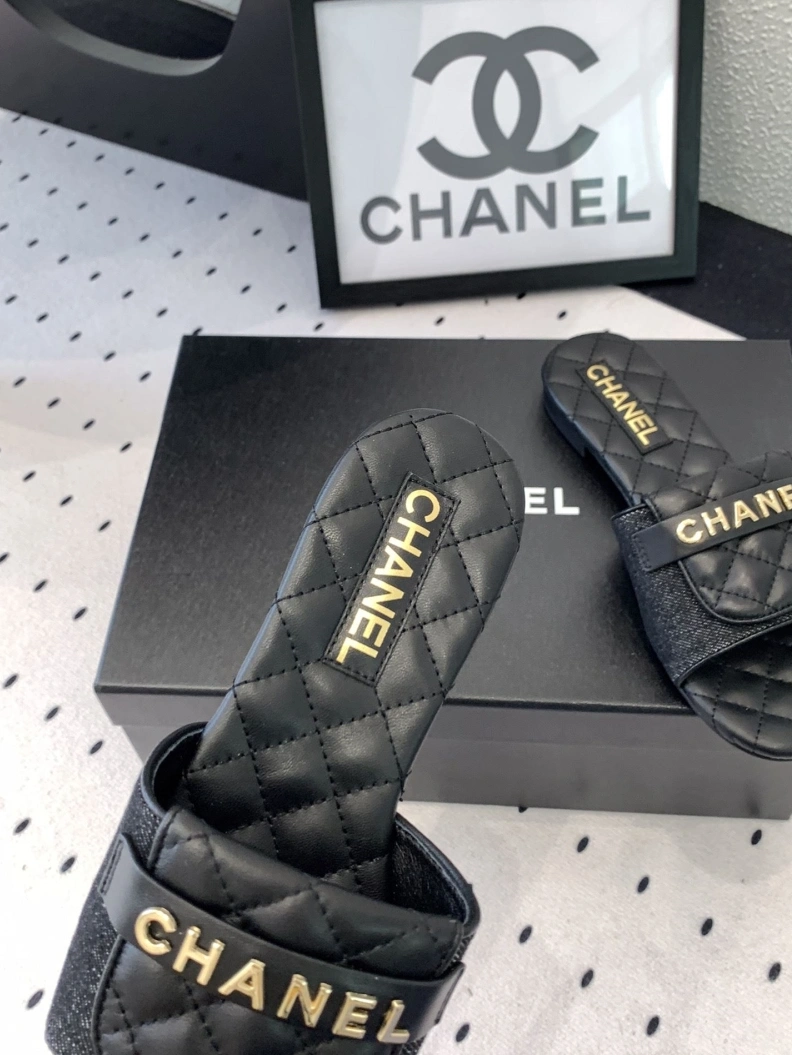 Chxnxl Slippers Bright 119984