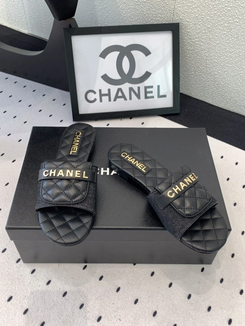 Chxnxl Slippers Bright 119984