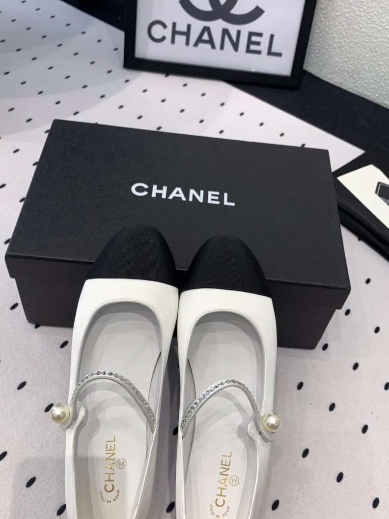 Chxnxl Flat Shoes Bold 120985