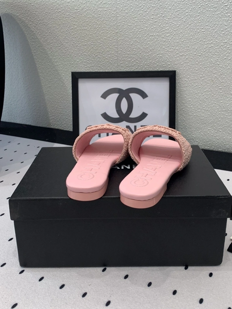 Cozy Chxnxl Slippers 119979