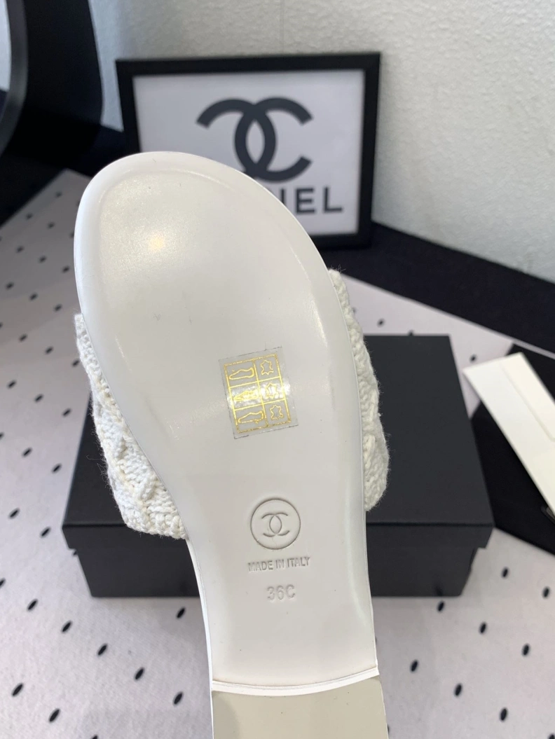 Chxnxl Slippers StreetReady 119975