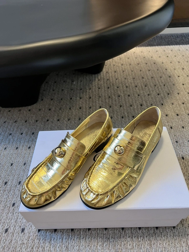 WellDesigned Chxnxl Leather Shoes 120685