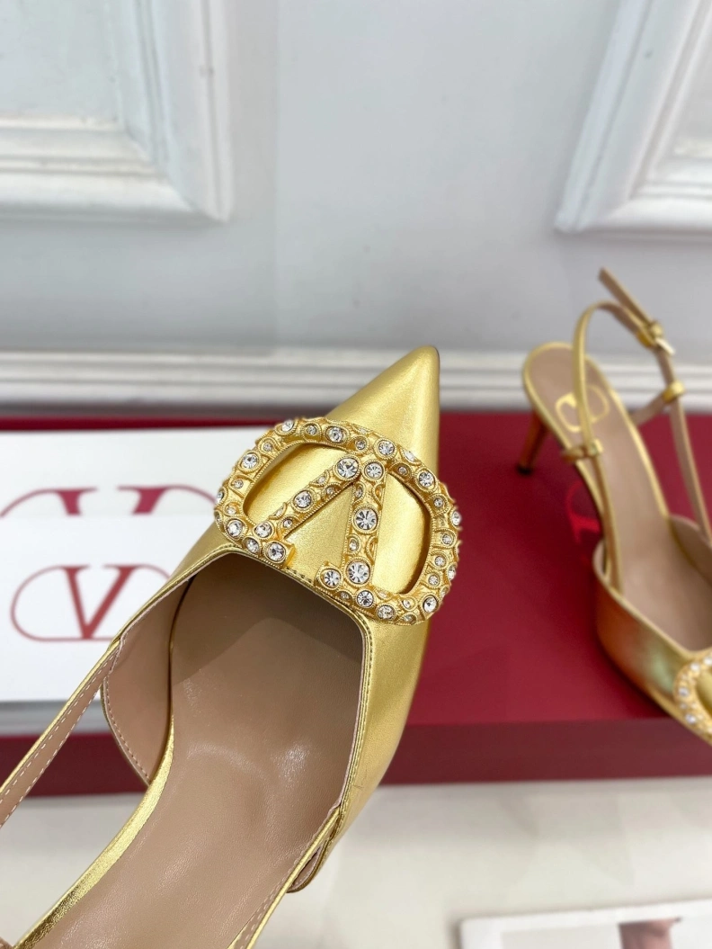 Minimalist Vxlxntino Sandals 229726