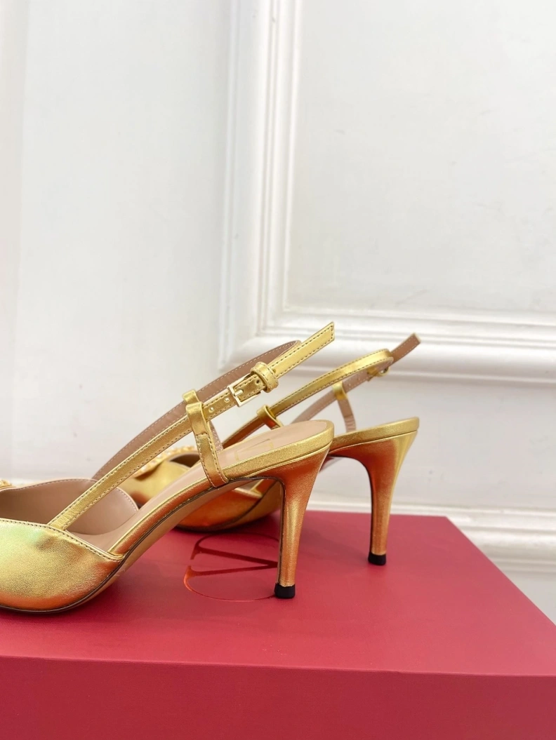 Minimalist Vxlxntino Sandals 229726