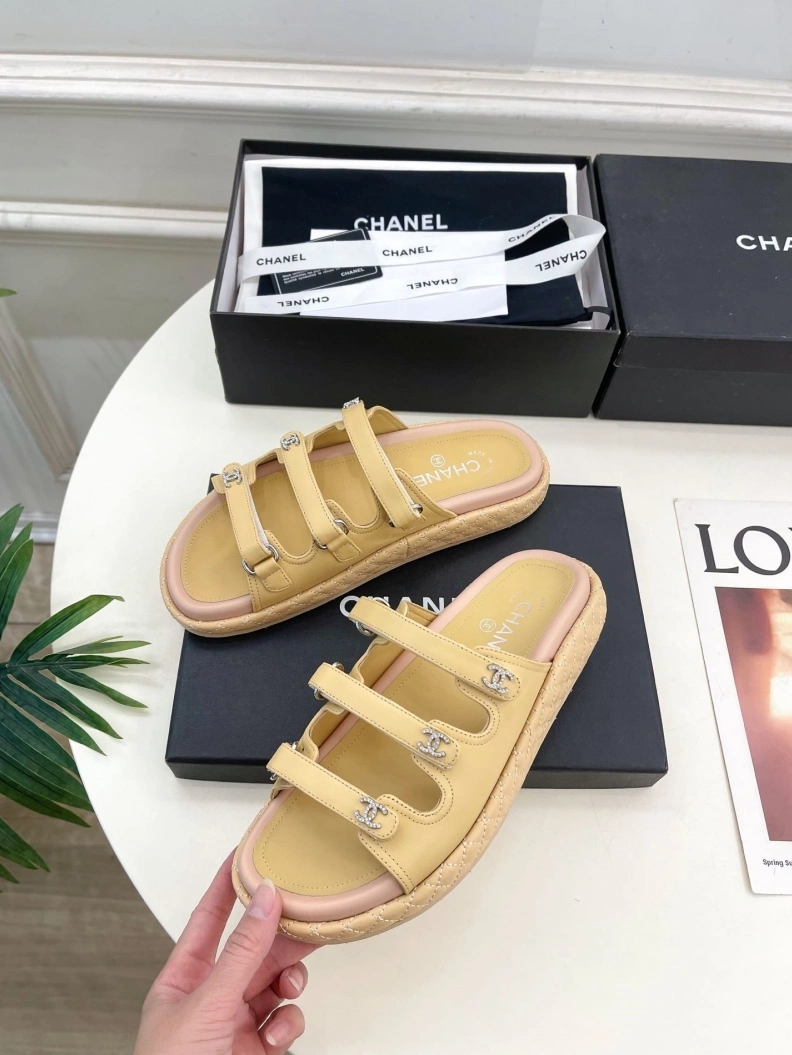 Comfortable Chxnxl Sandals 120563