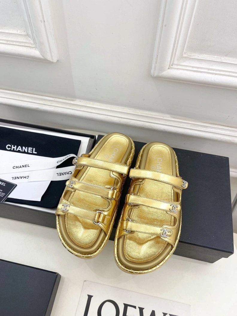 Classic Chxnxl Sandals 120575