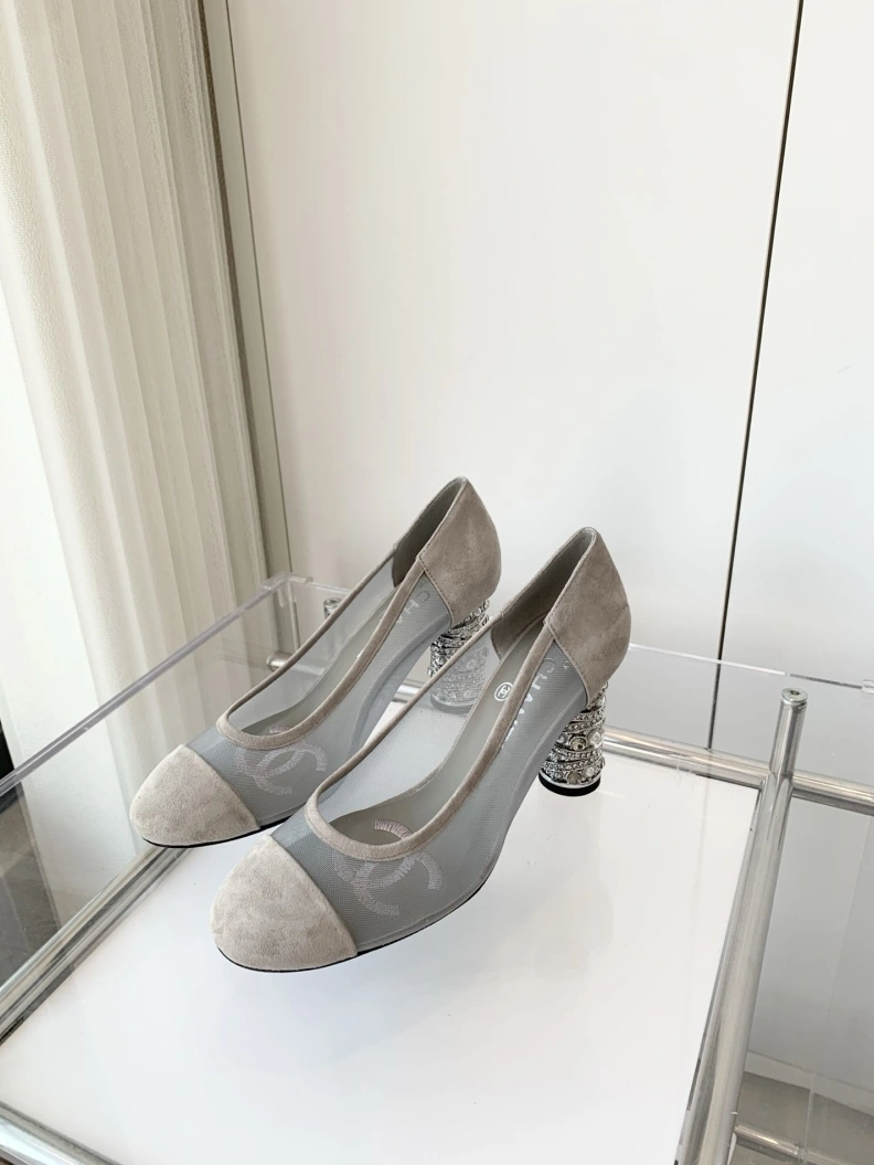 EyeCatching Chxnxl High Heels 120790