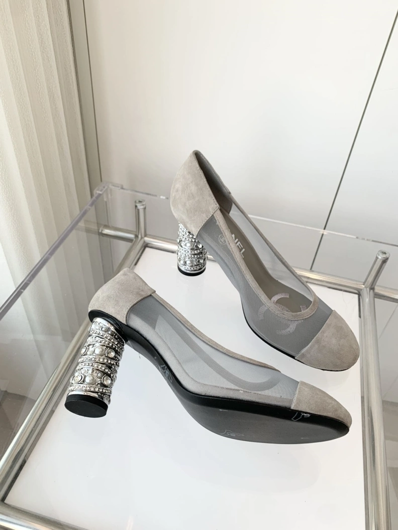 EyeCatching Chxnxl High Heels 120790