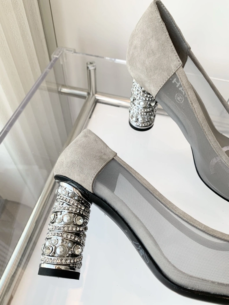 EyeCatching Chxnxl High Heels 120790