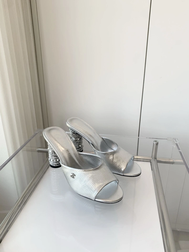 Soft Chxnxl Sandals 120551
