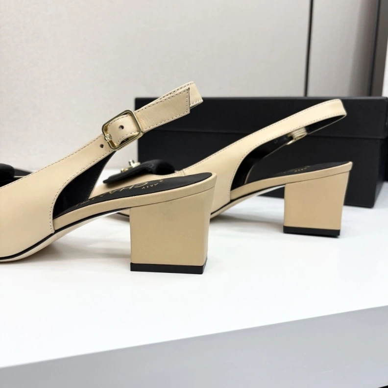 Practical Chxnxl Sandals 120548