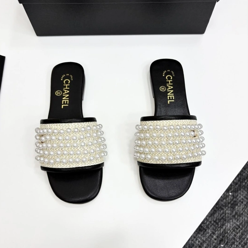 Chxnxl Slippers Vibrant 119952