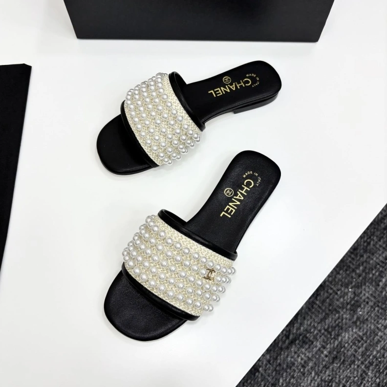 Chxnxl Slippers Vibrant 119952