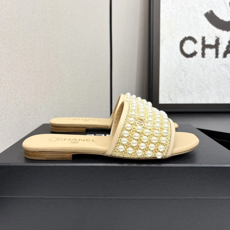 SportInspired Chxnxl Slippers 119945