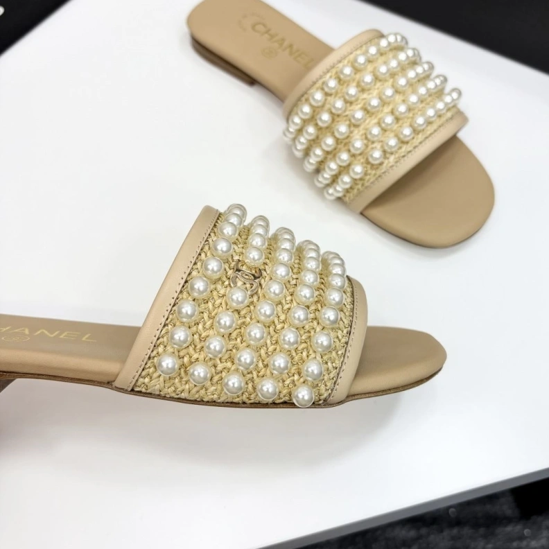 SportInspired Chxnxl Slippers 119945