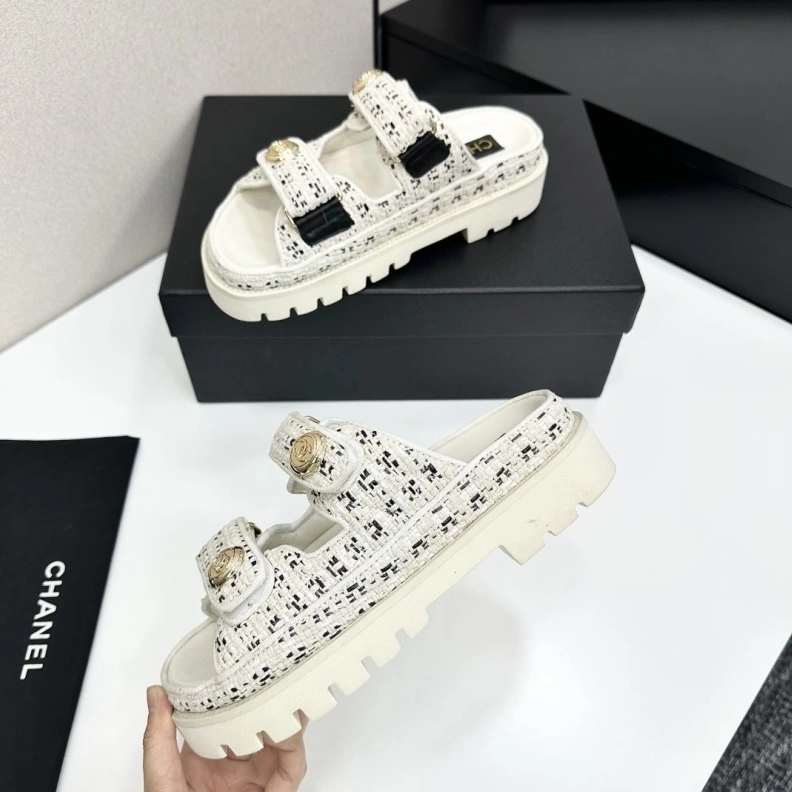Comfortable Chxnxl Sandals 120543
