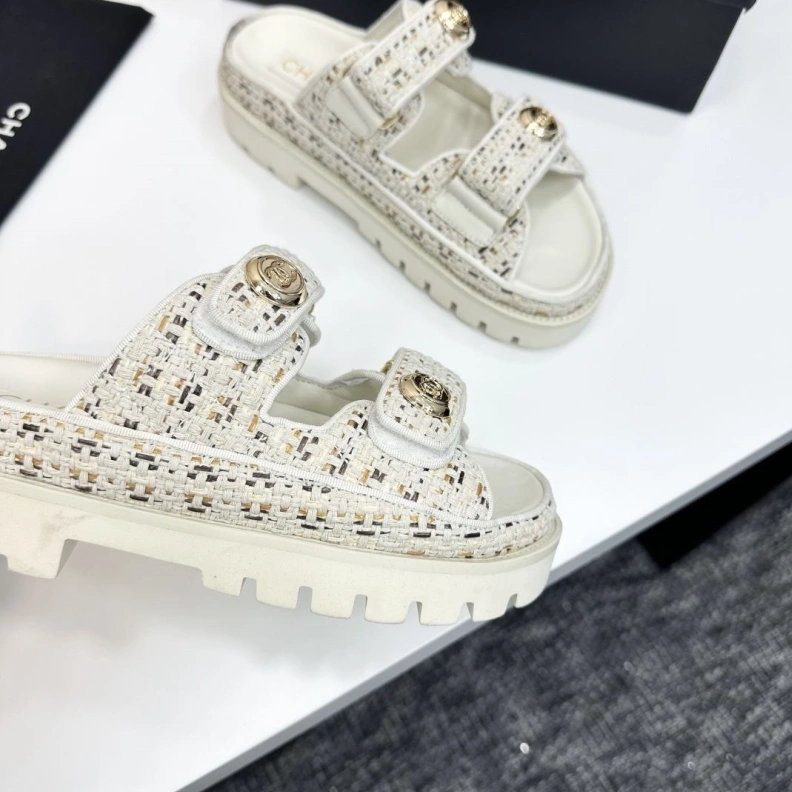 Elegant Chxnxl Sandals 120531
