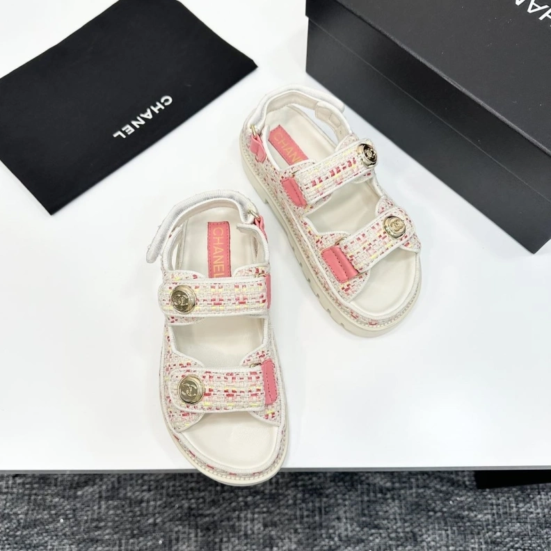 Sleek Chxnxl Sandals 120519