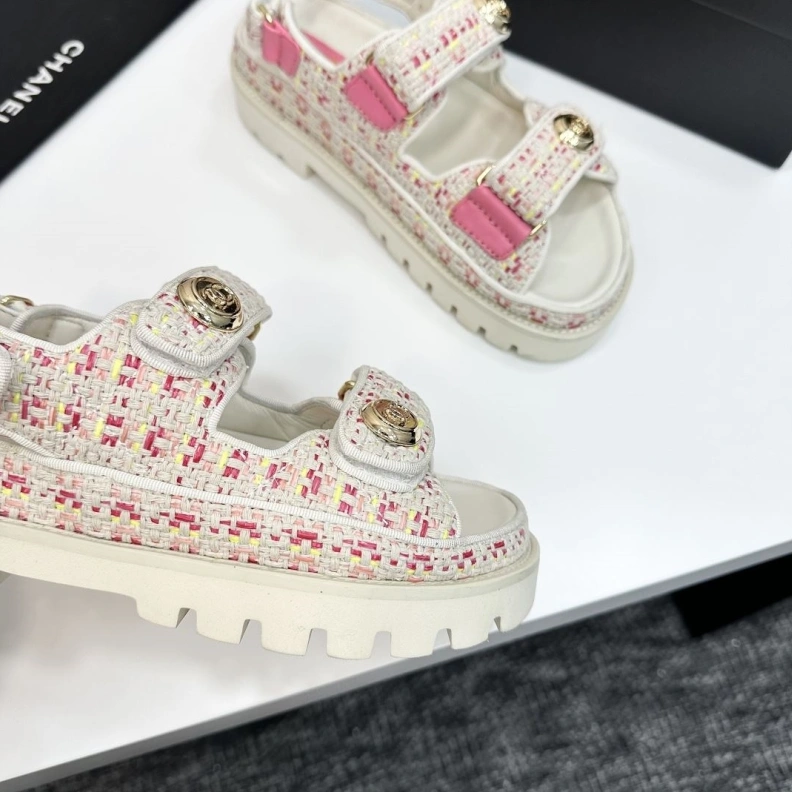 Sleek Chxnxl Sandals 120519