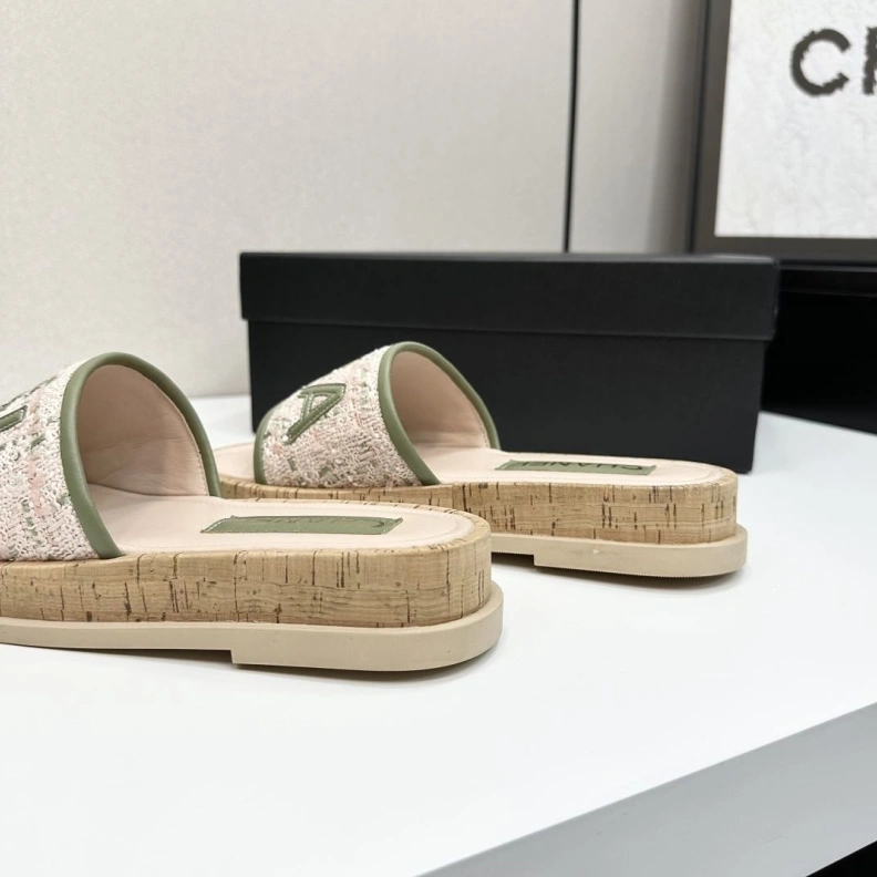 Compact Chxnxl Slippers 119942