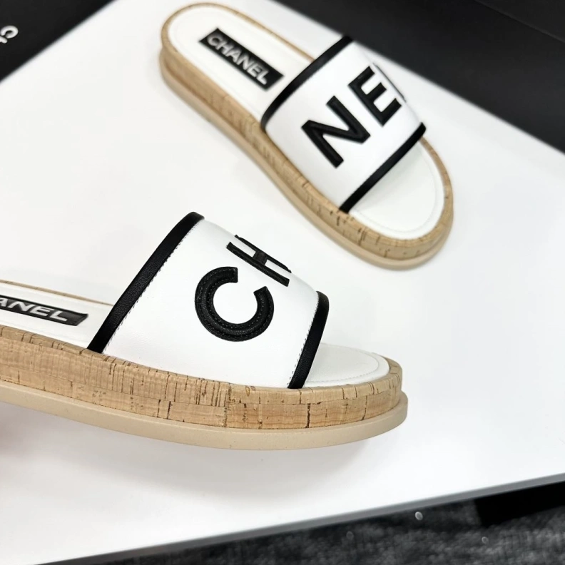 Chxnxl Slippers Compact 119937