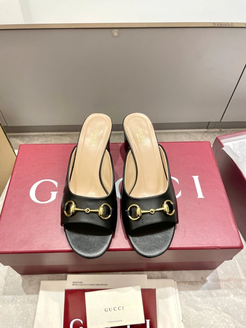 Fashionable Gxccx Sandals 157533