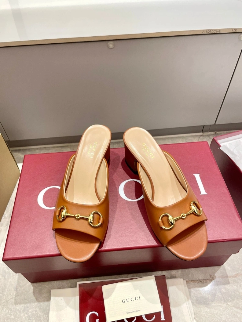 Gxccx Sandals WellDesigned 157543