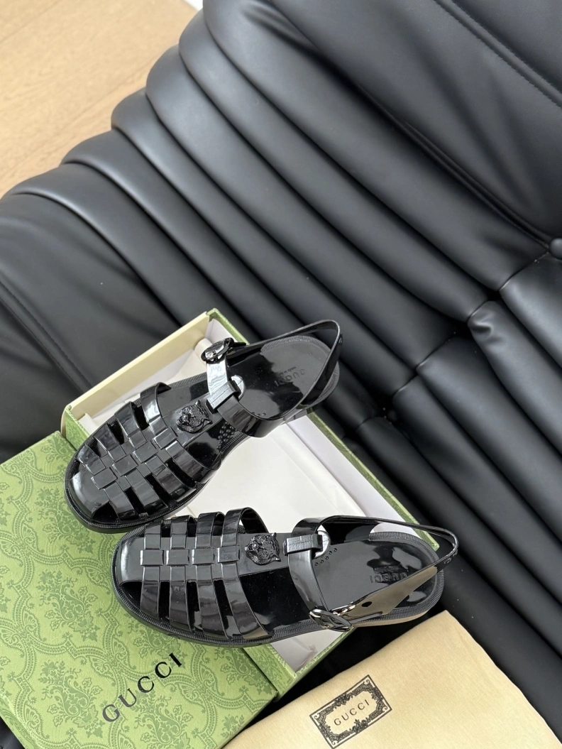 Affordable Gxccx Sandals 157532